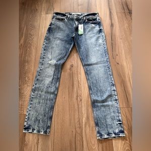 Guess Men’s Slim Taper Jeans